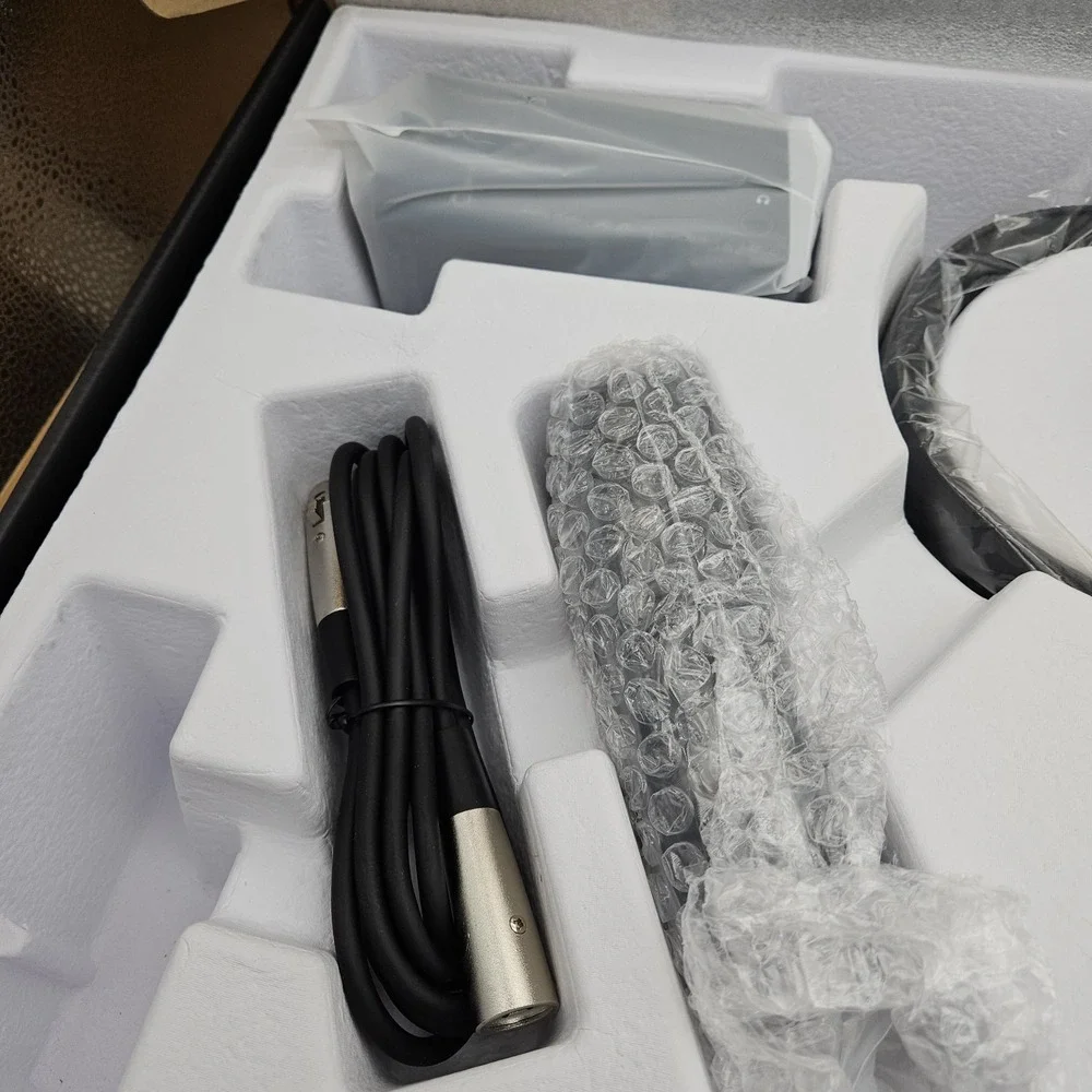 Audient EVO Studio Recording Bundle USB Microphone Headphones New Open Box